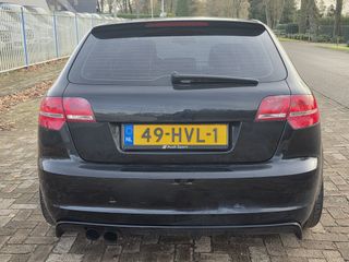 Voertuigafbeelding 9