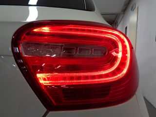 Voertuigafbeelding 22