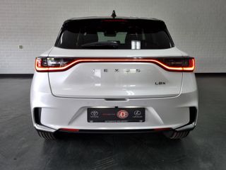 Voertuigafbeelding 4