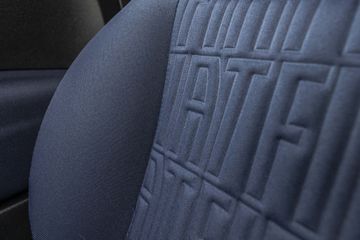 Voertuigafbeelding 16