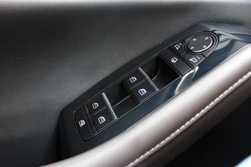 Voertuigafbeelding 15