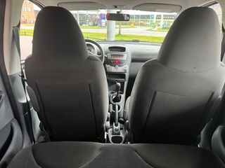 Voertuigafbeelding 16