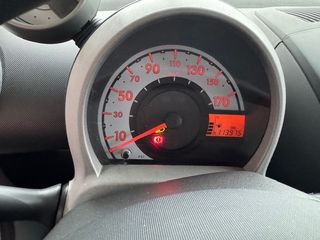 Voertuigafbeelding 8