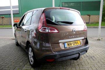 Voertuigafbeelding 5