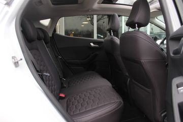 Voertuigafbeelding 11