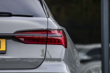 Voertuigafbeelding 10