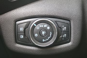 Voertuigafbeelding 32