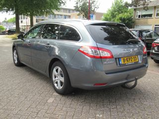 Voertuigafbeelding 3