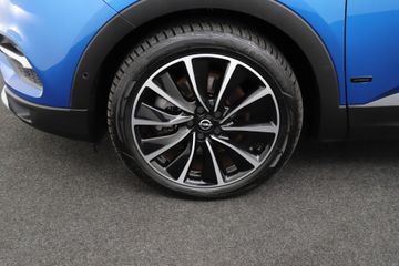 Voertuigafbeelding 6