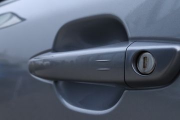 Voertuigafbeelding 8