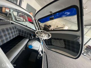 Voertuigafbeelding 13