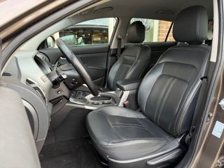 Voertuigafbeelding 3