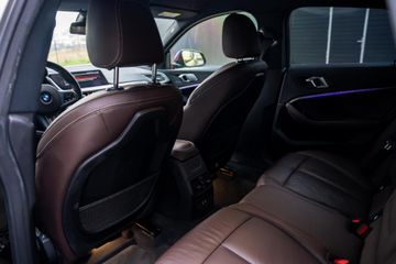 Voertuigafbeelding 38