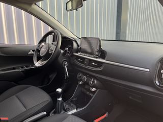 Voertuigafbeelding 13