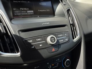 Voertuigafbeelding 16