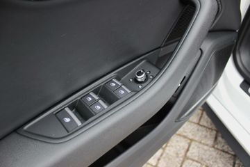 Voertuigafbeelding 35