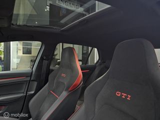 Voertuigafbeelding 38