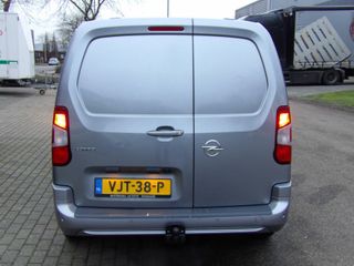 Voertuigafbeelding 21