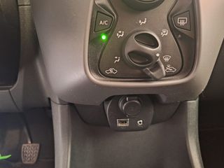 Voertuigafbeelding 9