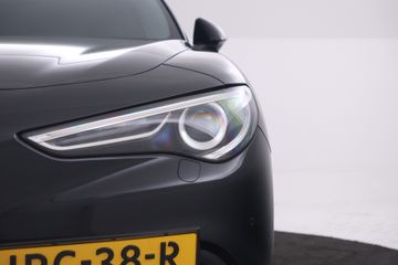 Voertuigafbeelding 7