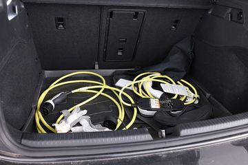 Voertuigafbeelding 17