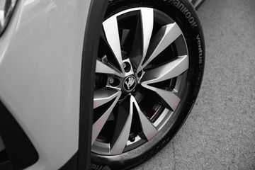 Voertuigafbeelding 4