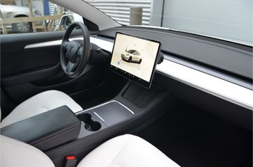 Voertuigafbeelding 10