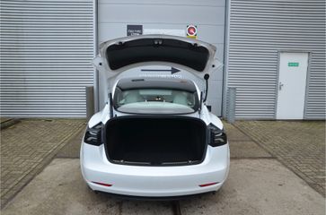 Voertuigafbeelding 32