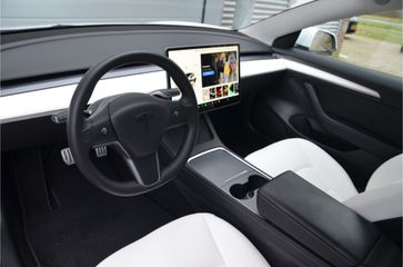 Voertuigafbeelding 9