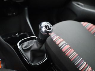 Voertuigafbeelding 15