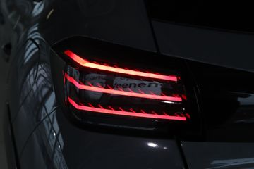 Voertuigafbeelding 25