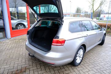 Voertuigafbeelding 9