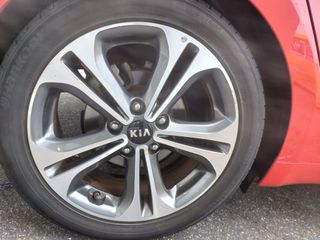 Voertuigafbeelding 8