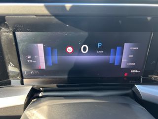 Voertuigafbeelding 12