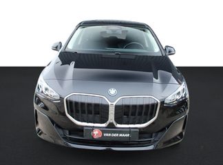 Voertuigafbeelding 2