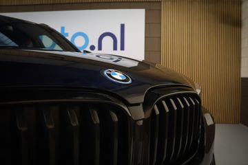 Voertuigafbeelding 8