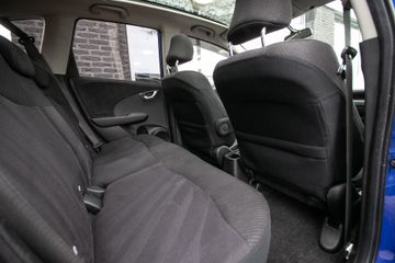 Voertuigafbeelding 7