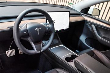 Voertuigafbeelding 4