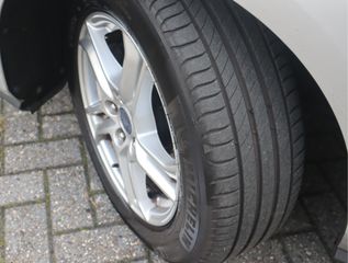 Voertuigafbeelding 18