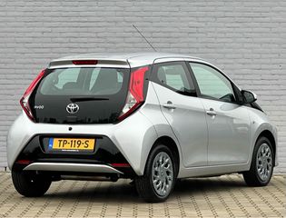 Voertuigafbeelding 8