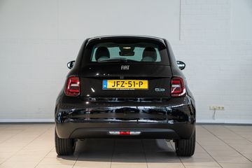 Voertuigafbeelding 6