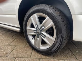 Voertuigafbeelding 35