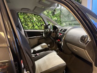 Voertuigafbeelding 10