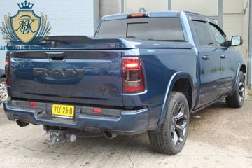 Voertuigafbeelding 4