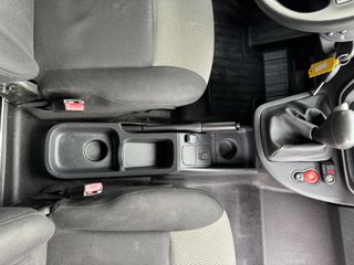 Voertuigafbeelding 35