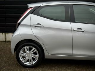 Voertuigafbeelding 18