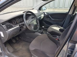 Voertuigafbeelding 4