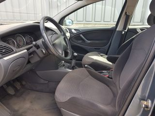 Voertuigafbeelding 9