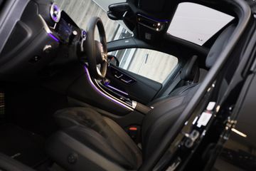 Voertuigafbeelding 6