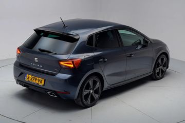 Voertuigafbeelding 13